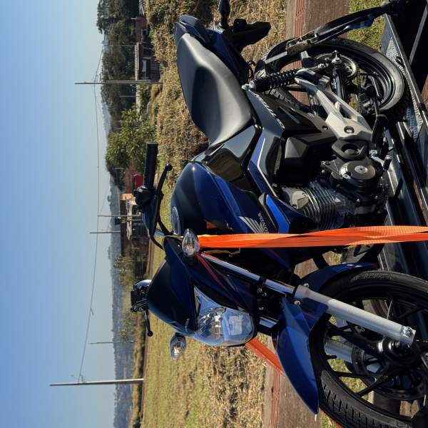 Titan 160 2024 0km + CNH + Capacete